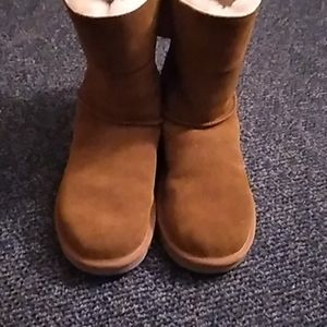 Koolaburra by Ugg size 10